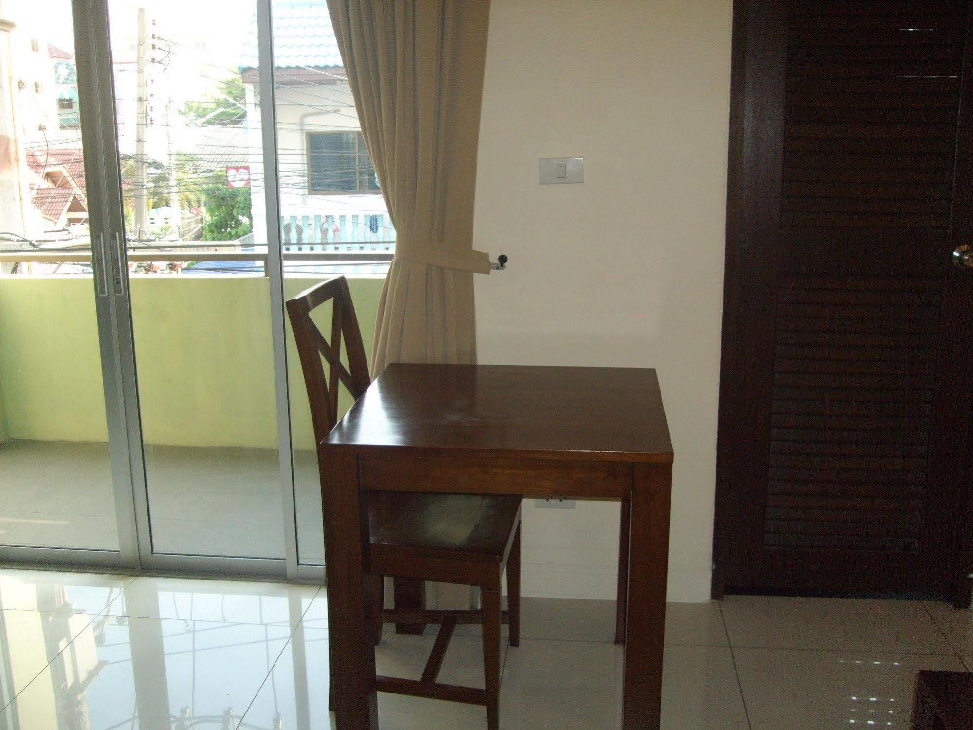 Hotel Baan Kittima à Pattaya Extérieur photo